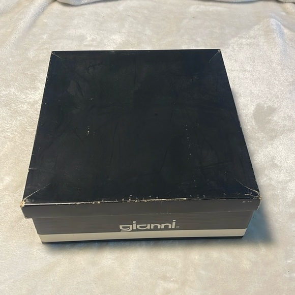 NIB Ladies Gianni Ivory Leather Mid-Hi Shaft Boot Size 7M - Picture 7 of 8